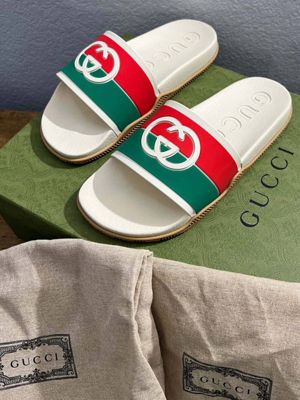Authentic Gucci Agrado Slide Sandal CREAM RED GREEN Men's Size 6G 655461
